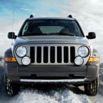 geländewagen im winter