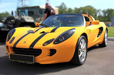 lotus elise gelb